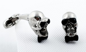 Cufflinks The Skull in the black bowtie SP1518a.jpg