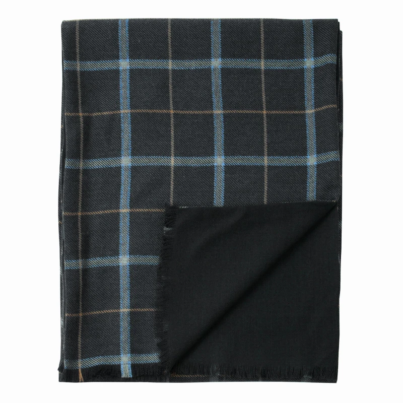 ouble-sided dark grey wool scarf in a checkered pattern