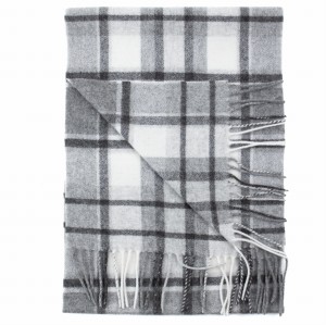 Monochrome wool-cashmere scarf in a checkered pattern, made from delicate wool with a touch of cashmere