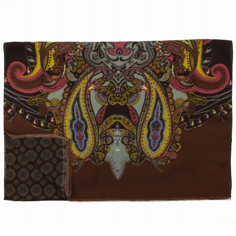 Viscose scarf combining two patterns - medallions and paisley