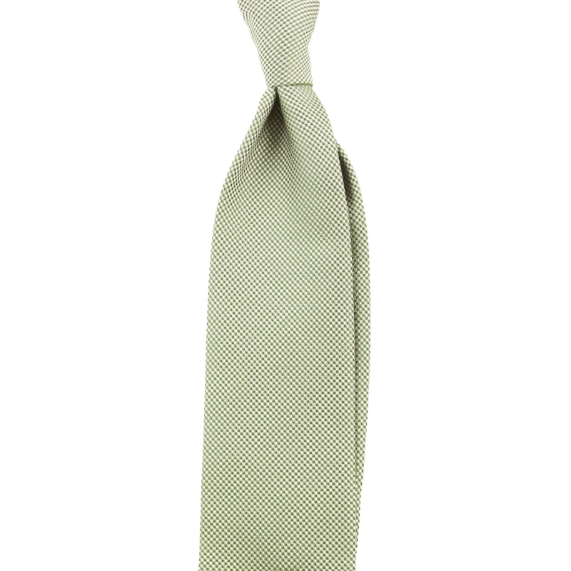 Silk jacquard tie with small squares