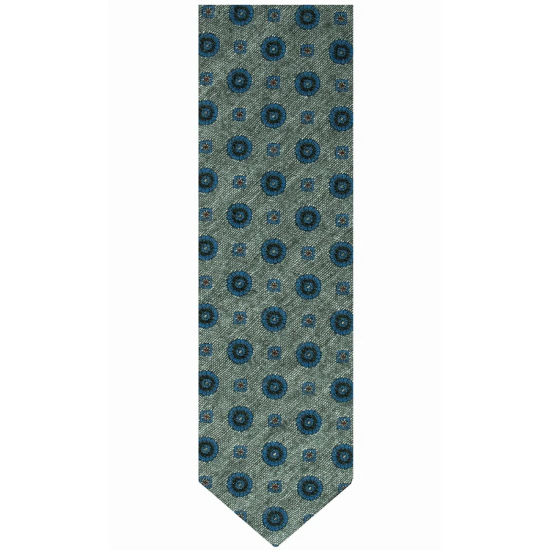 Gray tie made of a wool blend fabric with an admixture of silk and cashmere