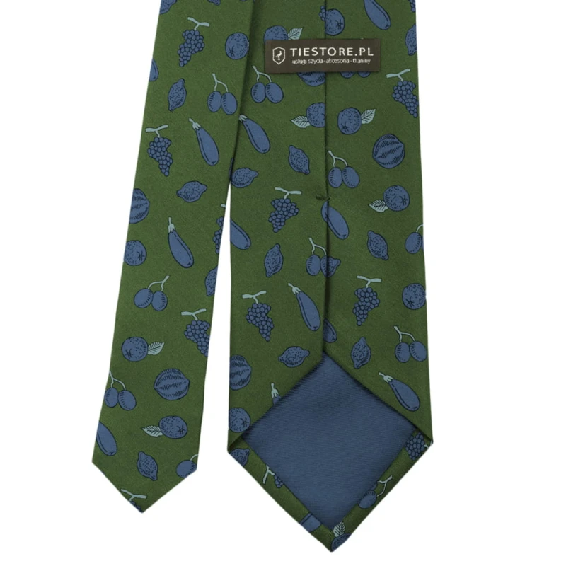 Green tie made of printed silk with a fruit and vegetable pattern KST6284a.jpg