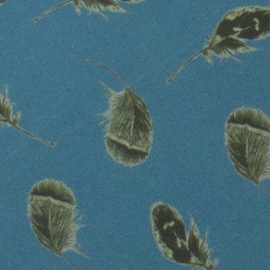 Blue tie in printed silk with a feather pattern KST6290a.jpg