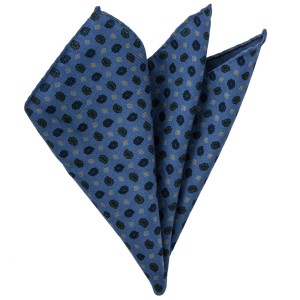 Niebieska wełniana poszetka w drobny paisley i romby