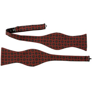 Burgundy silk bow tie with green medallions MS1531b.jpg