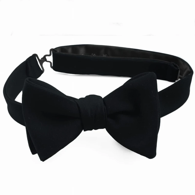 Navy blue self-tie bow tie