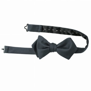 Diamond self-tying silk jacquard bow tie with a diamond structure