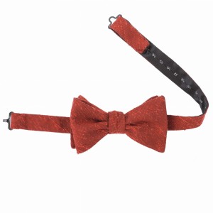 Silk shantung bow tie in a rusty color