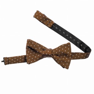 Silk jacquard bow tie in brown with a polka dot pattern