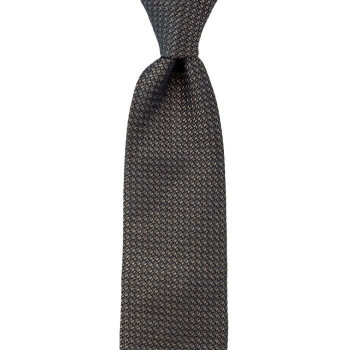 Navy-blue and beige grenadine tie with a distinctive weave. KSG5c401.jpg