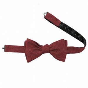 Burgundy self-tying bow tie made of silk grenadine Garza Grossa MSG5203b.jpg