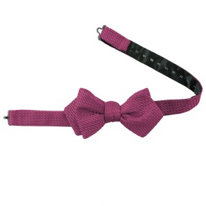 Self-tying bow tie made of Garza Grossa silk grenadine in magenta