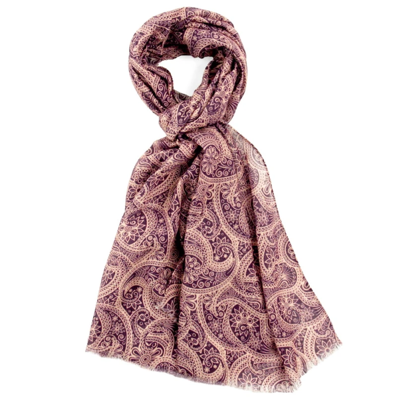 Plum scarf with an oriental pattern