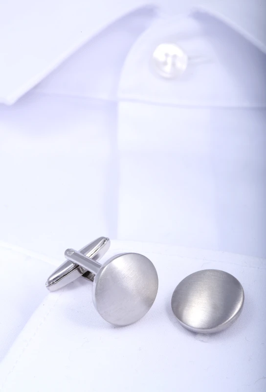Okrągłe spinki w srebrnym kolorze SP1460