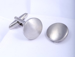Okrągłe spinki w srebrnym kolorze SP1460
