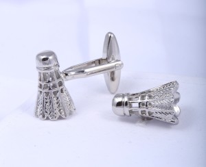 Shuttlecock-shaped cufflinks