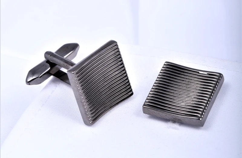 Square cufflinks with stripes