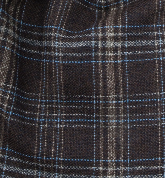 Brown scarf with a grey and blue checkered pattern, made from soft, pleasant-to-the-touch Italian wool - pattern